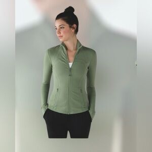 NWT Lululemon Define Jacket
Desert Olive
